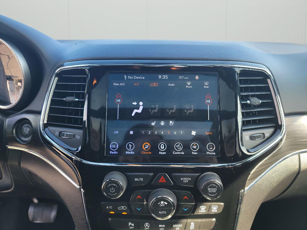 Used 2019 Jeep Grand Cherokee Limited w/ Luxury Group II image 18