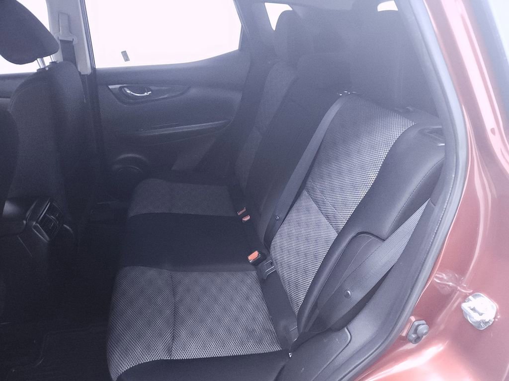 Used 2021 Nissan Rogue Sport SV AWD/4WD image 20