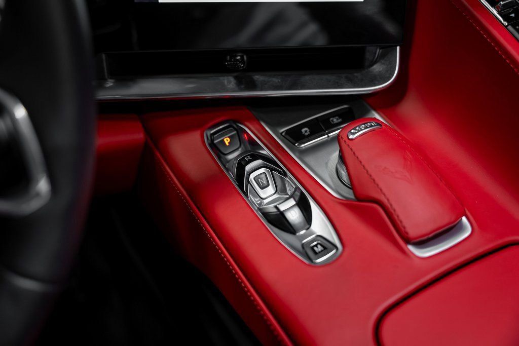 Used 2024 Chevrolet Corvette Stingray Premium Conv w/ 3LT image 43