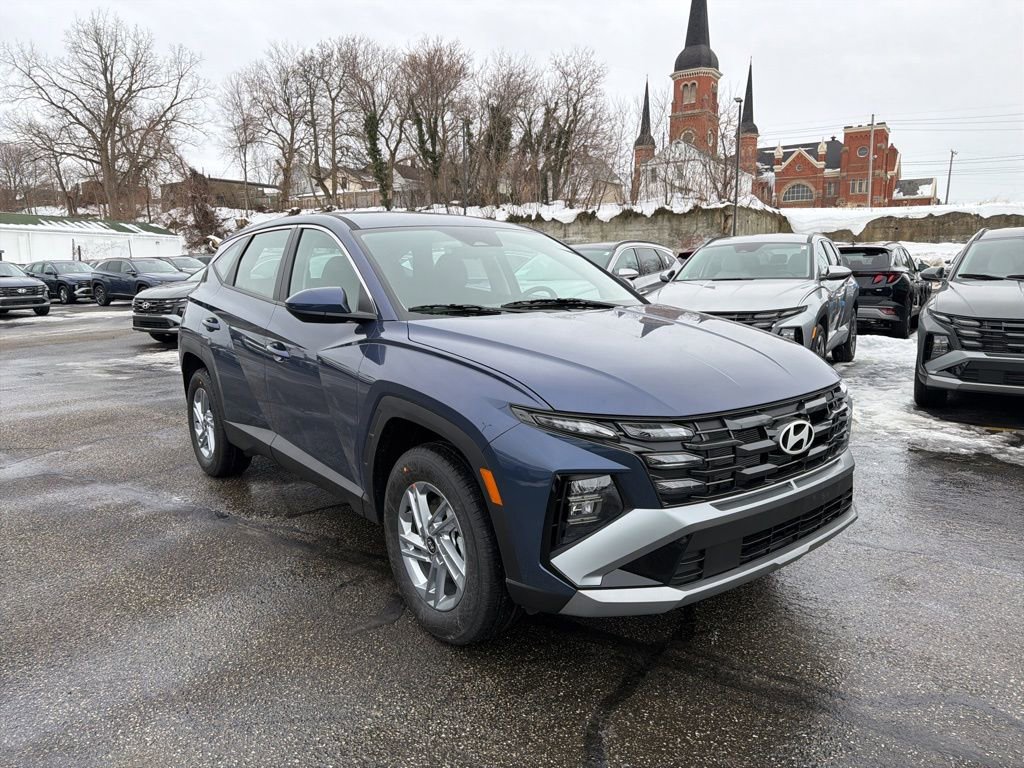 New 2026 Hyundai Tucson SE image 1
