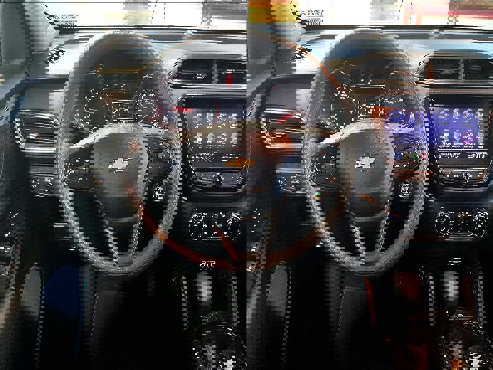 Used 2022 Chevrolet TrailBlazer LT w/ Convenience Package image 17