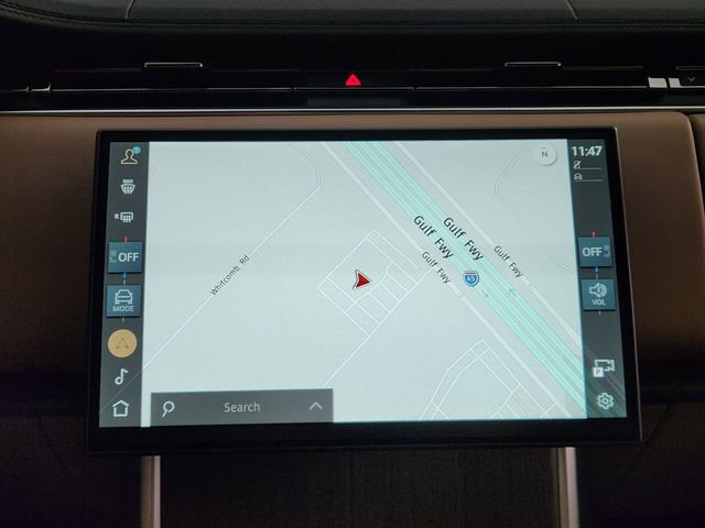 New 2026 Land Rover Range Rover Long Wheelbase SE image 16