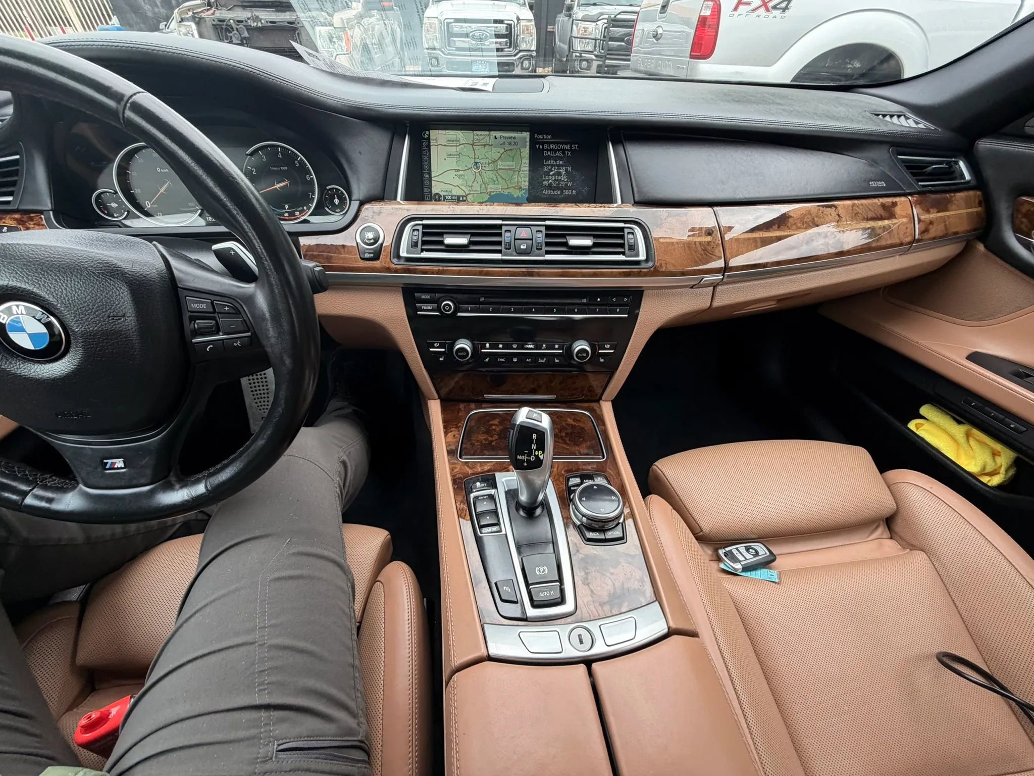 Used 2014 BMW 740Li image 44