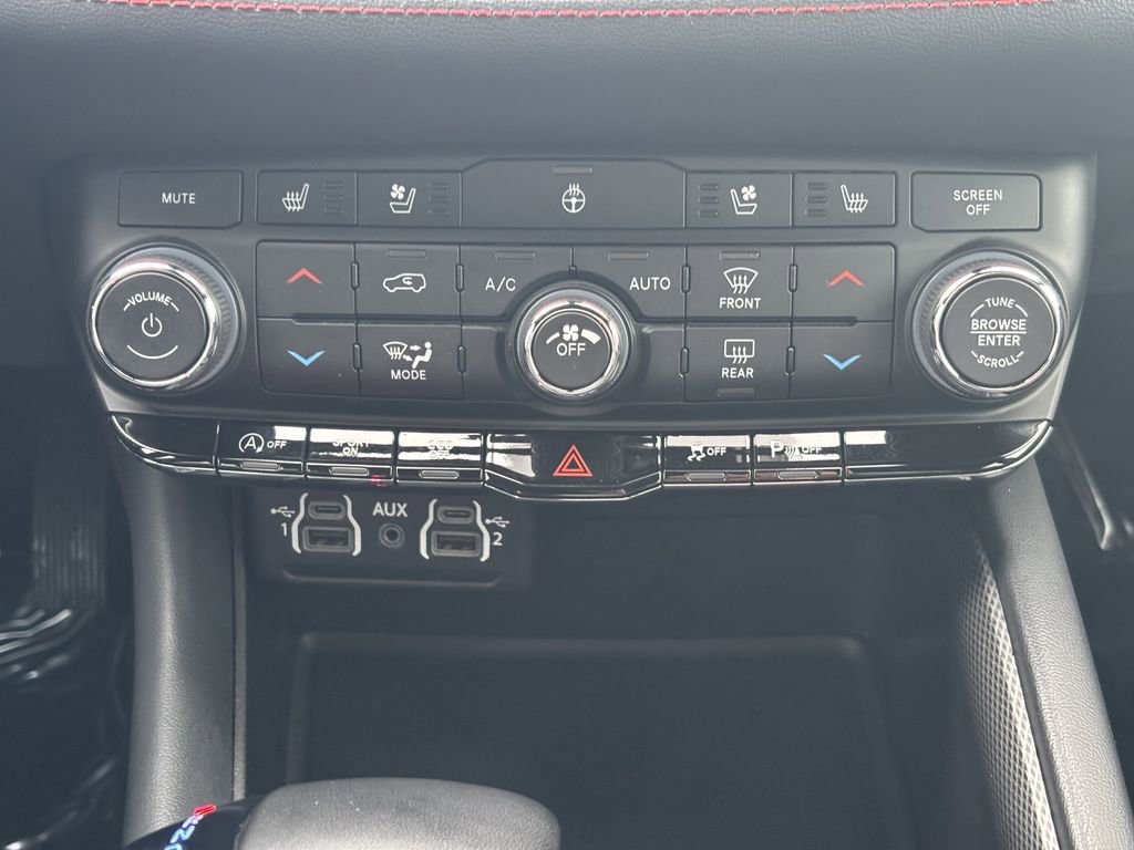 Used 2024 Dodge Durango GT image 19