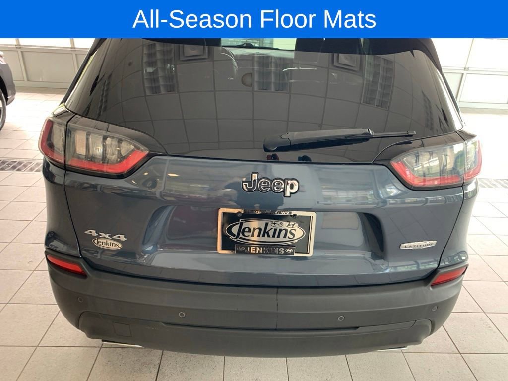 Used 2019 Jeep Cherokee Latitude Plus w/ Cold Weather Group AWD/4WD image 13