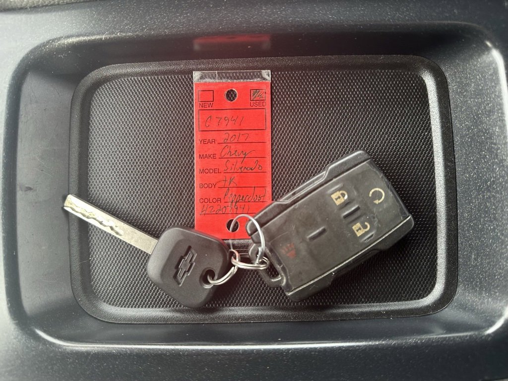 Used 2017 Chevrolet Silverado 1500 LT w/ All Star Edition image 32