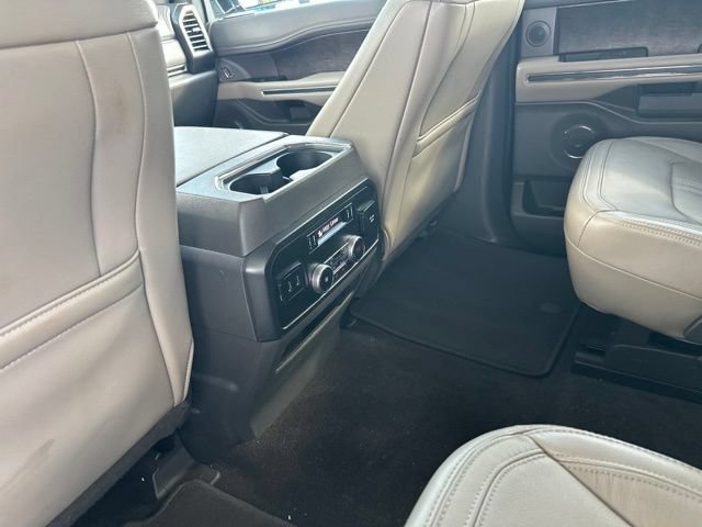 Used 2019 Ford Expedition Limited w/ Equipment Group 301A RWD image 22