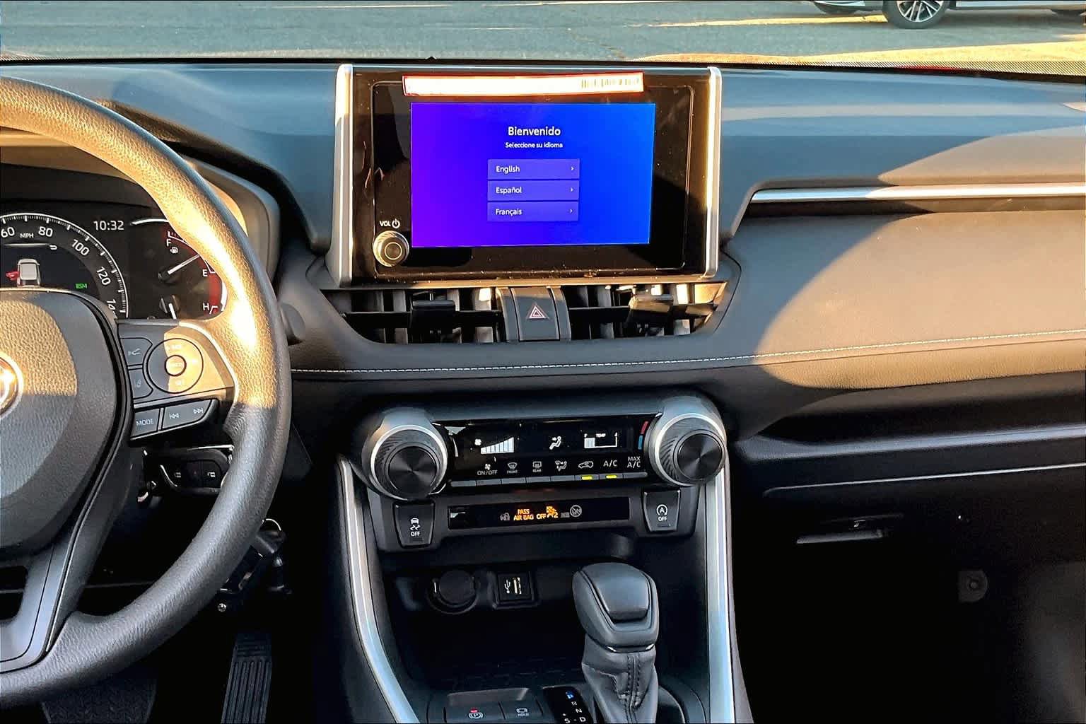Certified 2025 Toyota RAV4 LE AWD/4WD image 6