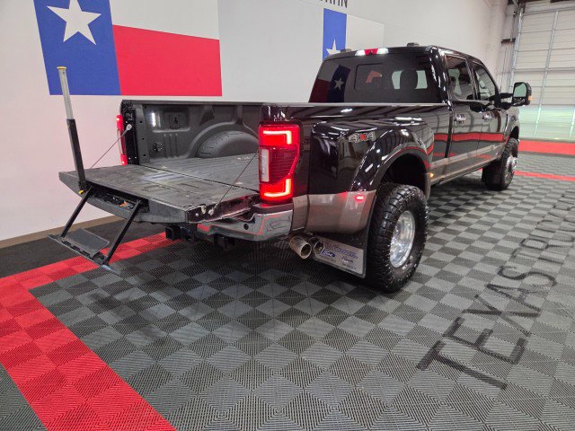 Used 2022 Ford F350 King Ranch w/ King Ranch Ultimate Package image 29