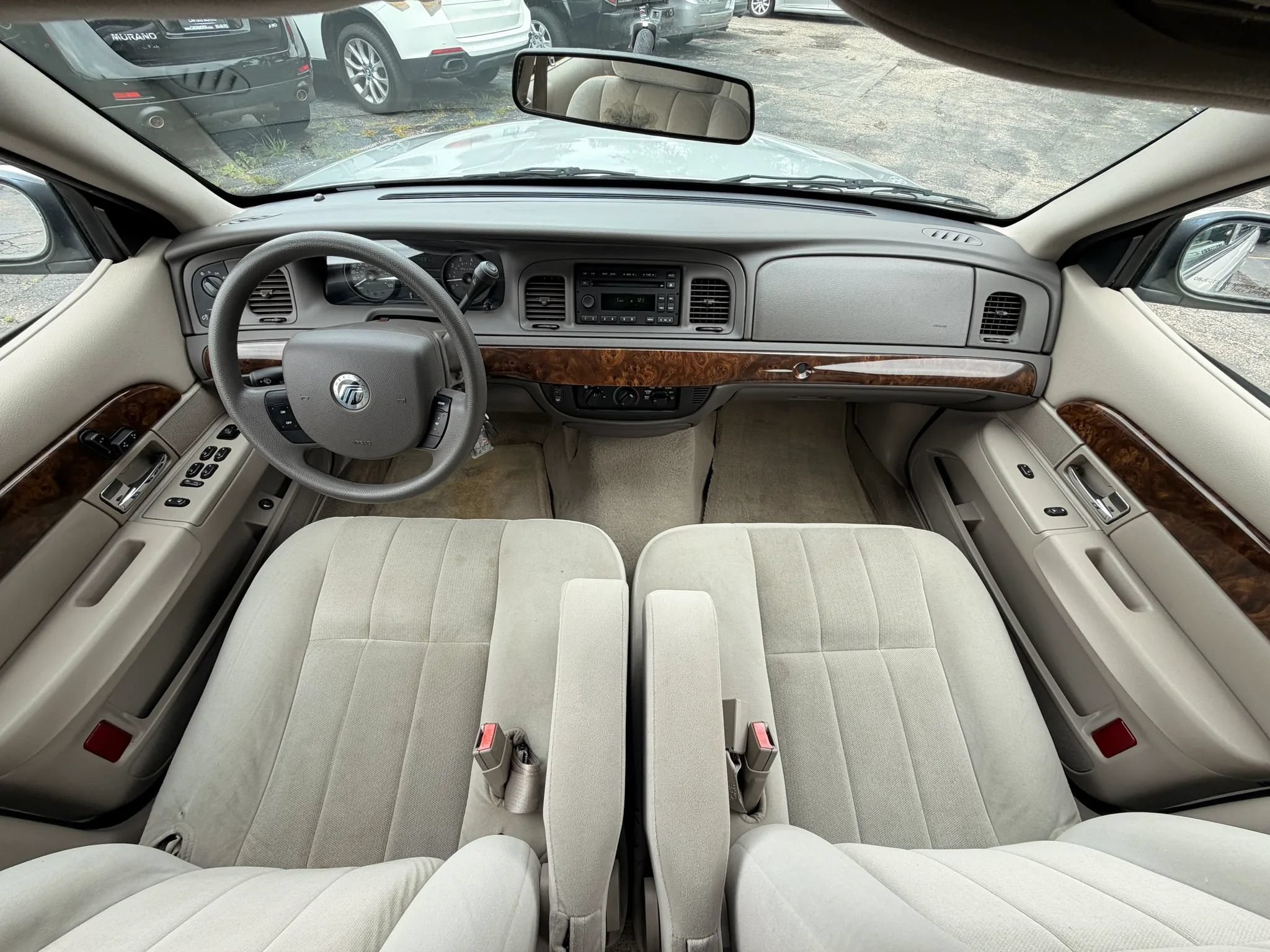 Used 2008 Mercury Grand Marquis GS RWD image 28