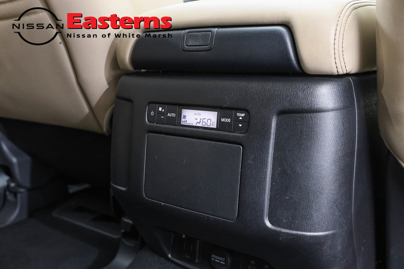 Used 2023 Nissan Armada SL w/ Captain's Chairs Package AWD/4WD image 26