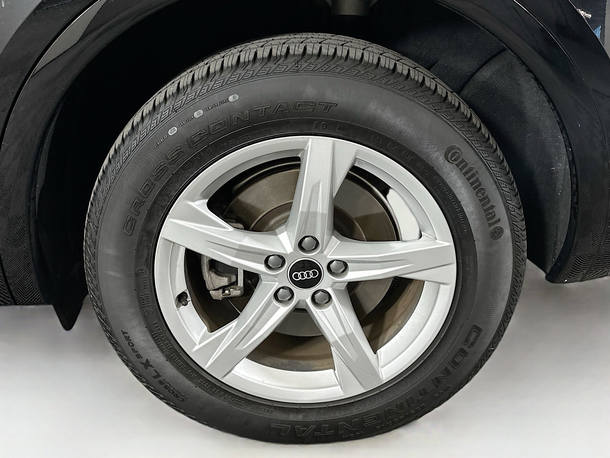 Used 2021 Audi Q5 Premium image 11