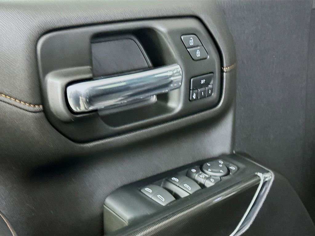 Used 2023 GMC Sierra 2500 AT4 w/ AT4 Premium Plus Package image 20
