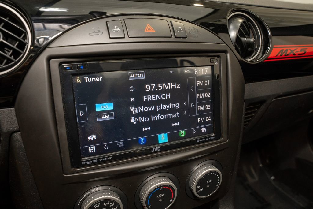 Used 2013 MAZDA MX-5 Miata Club image 12