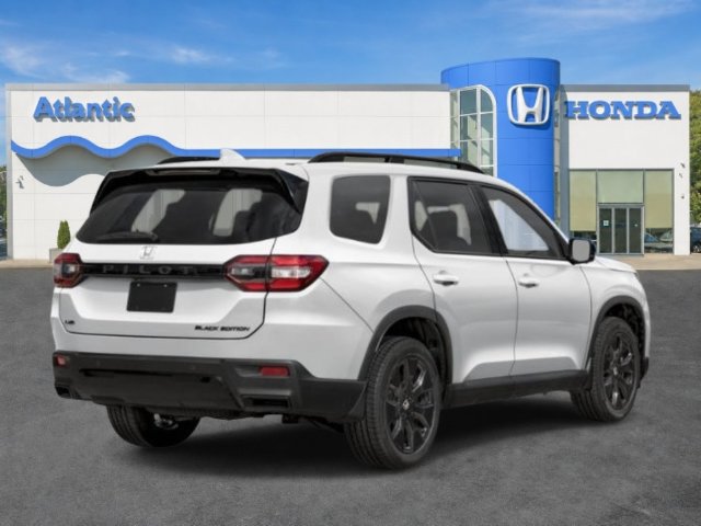 New 2026 Honda Pilot Black Edition image 2