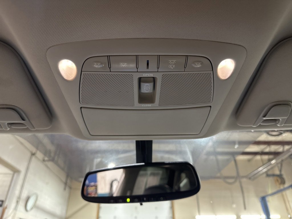 Used 2017 Nissan Murano Platinum w/ Platinum Technology Package image 36