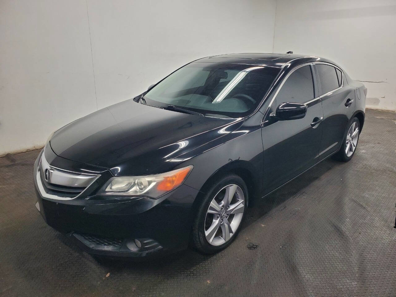 Used 2013 Acura ILX w/ Premium Package image 1