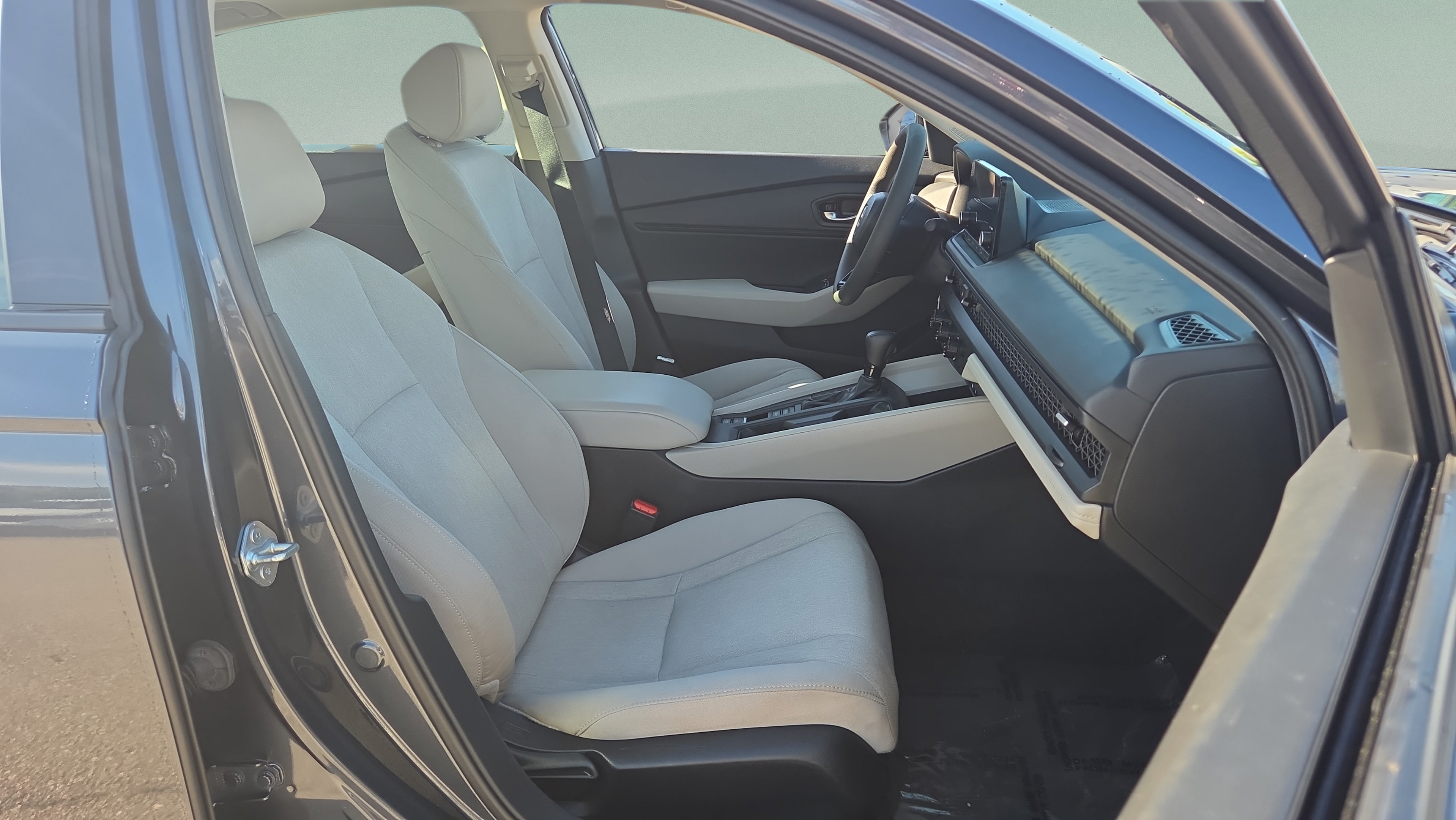 Certified 2024 Honda Accord EX image 17