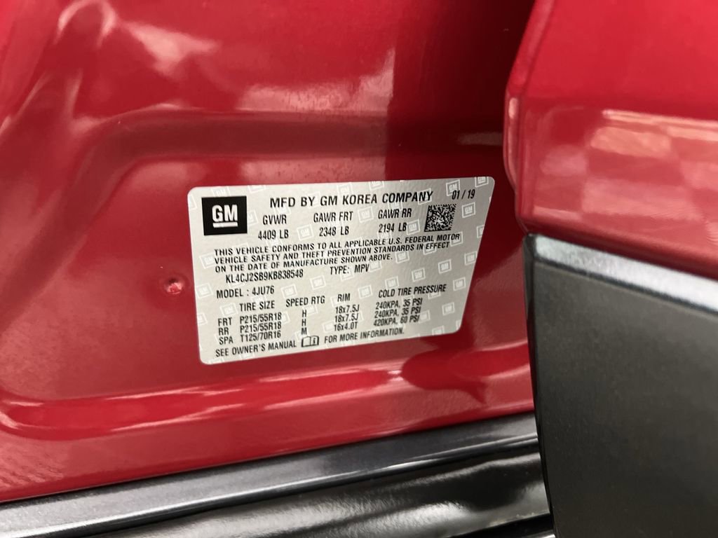 Certified 2019 Buick Encore Sport Touring AWD/4WD image 33