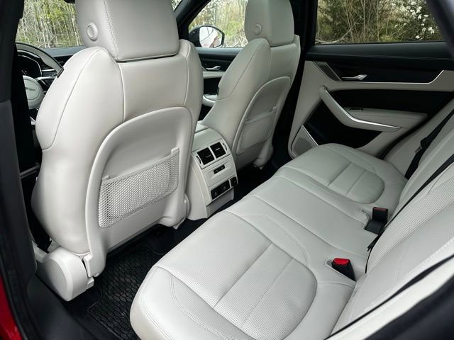 Used 2026 Jaguar F-PACE R-Dynamic S image 15