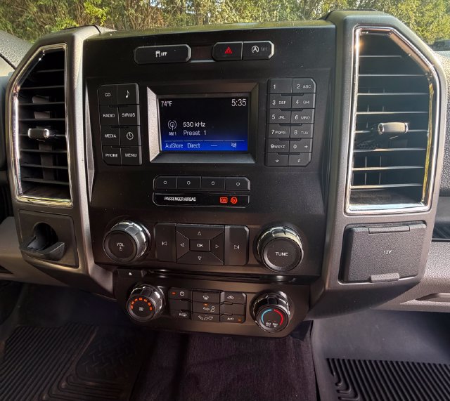 Used 2015 Ford F150 XLT w/ Equipment Group 301A Mid RWD image 27