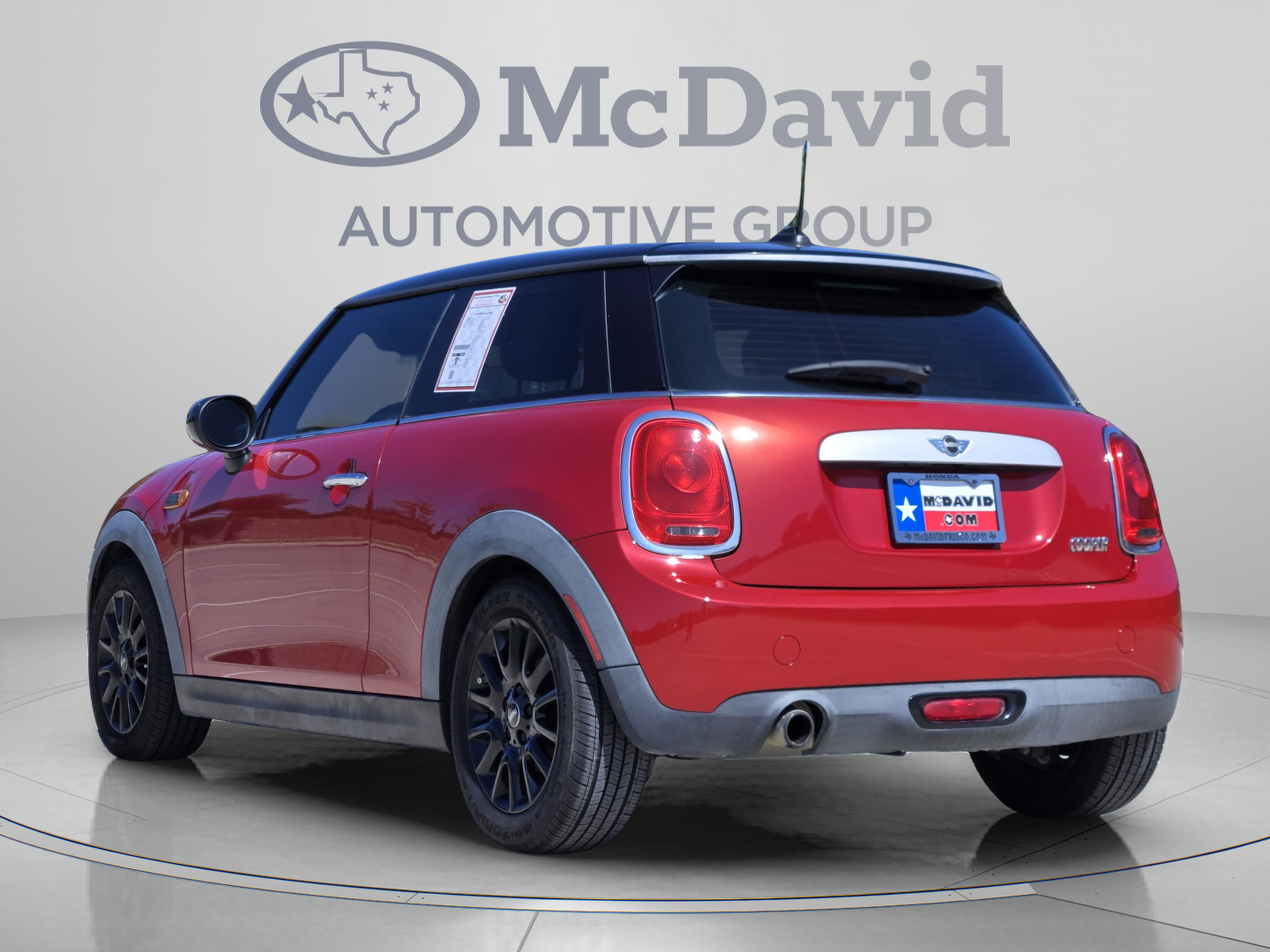 Used 2015 MINI Cooper 2-Door Hardtop FWD image 4
