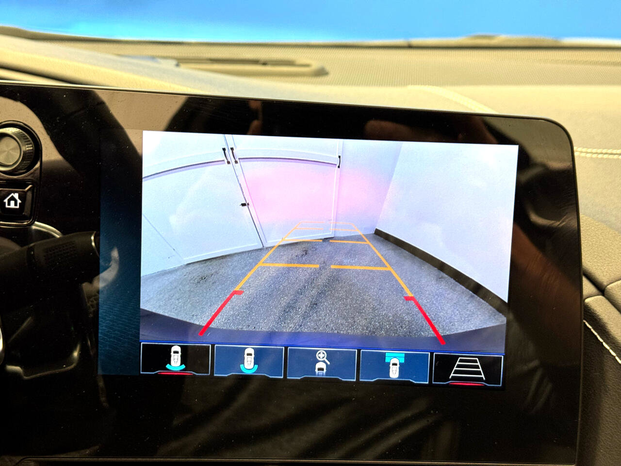 Used 2024 Chevrolet Corvette Z06 w/ Z07 Performance Package image 19