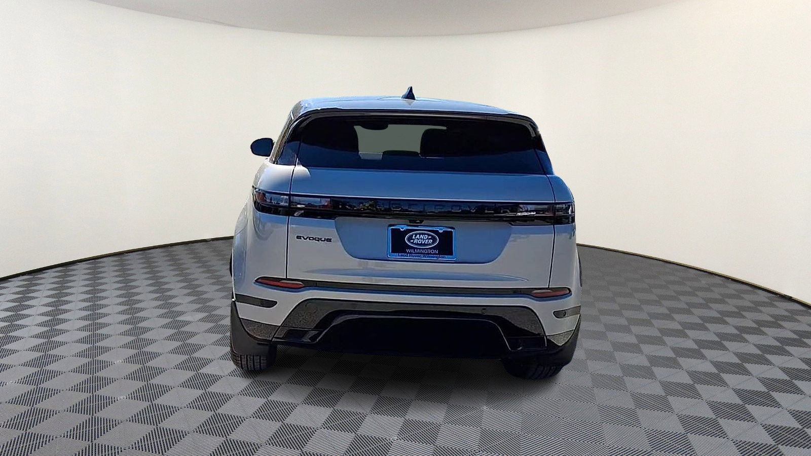 Certified 2025 Land Rover Range Rover Evoque Dynamic SE image 7