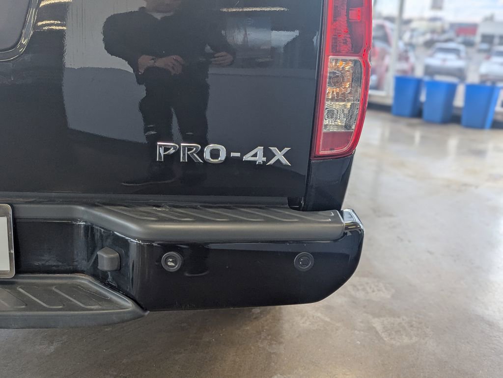 Used 2019 Nissan Frontier PRO-4X image 10