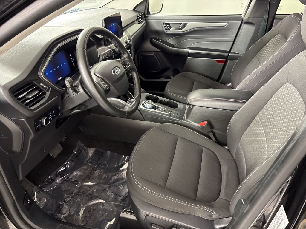 Used 2024 Ford Escape Active FWD image 24