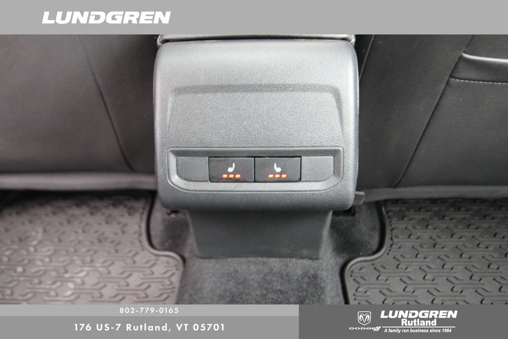 Used 2020 Volkswagen Jetta SEL Premium image 41