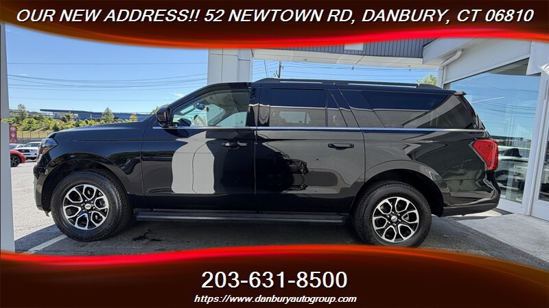 Used 2024 Ford Expedition Max XLT RWD image 2