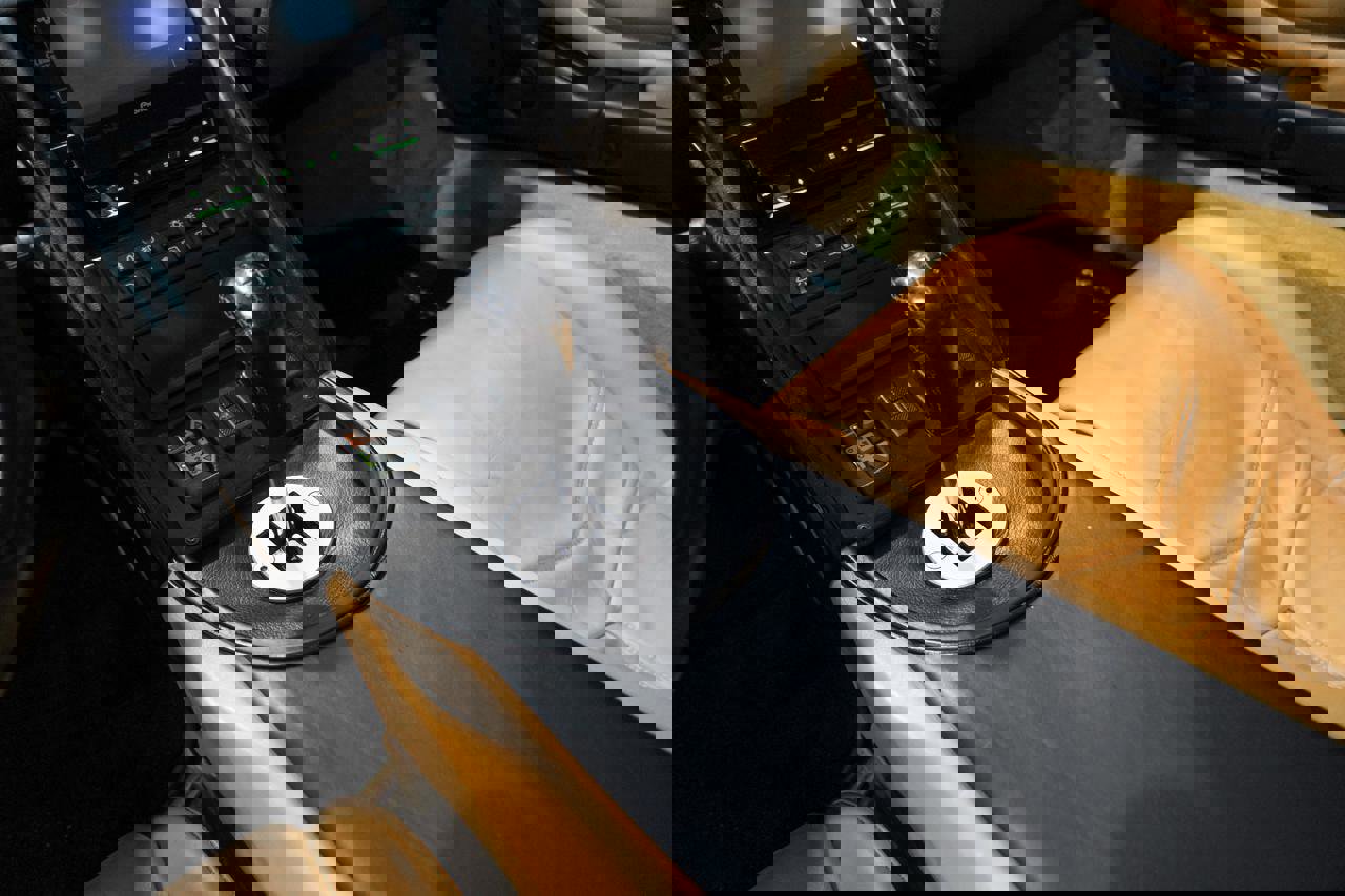 Used 1998 Lamborghini Diablo VT image 12