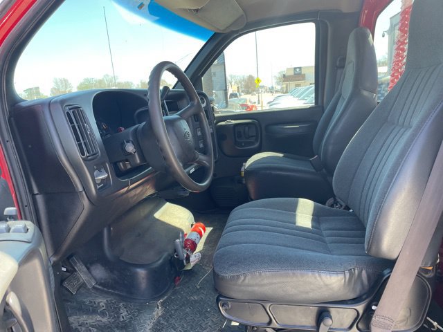 Used 2003 Chevrolet Kodiak C4500 2WD Regular Cab image 5
