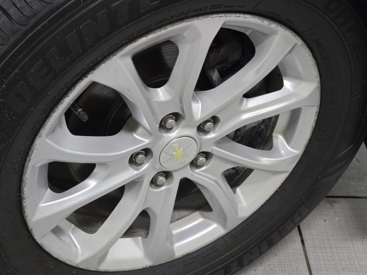 Used 2018 Chevrolet Equinox LT image 9