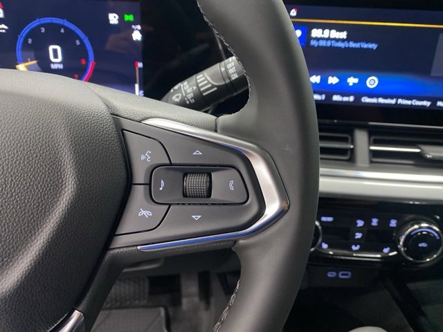 New 2025 Chevrolet Trax LT w/ Driver Confidence Package image 12