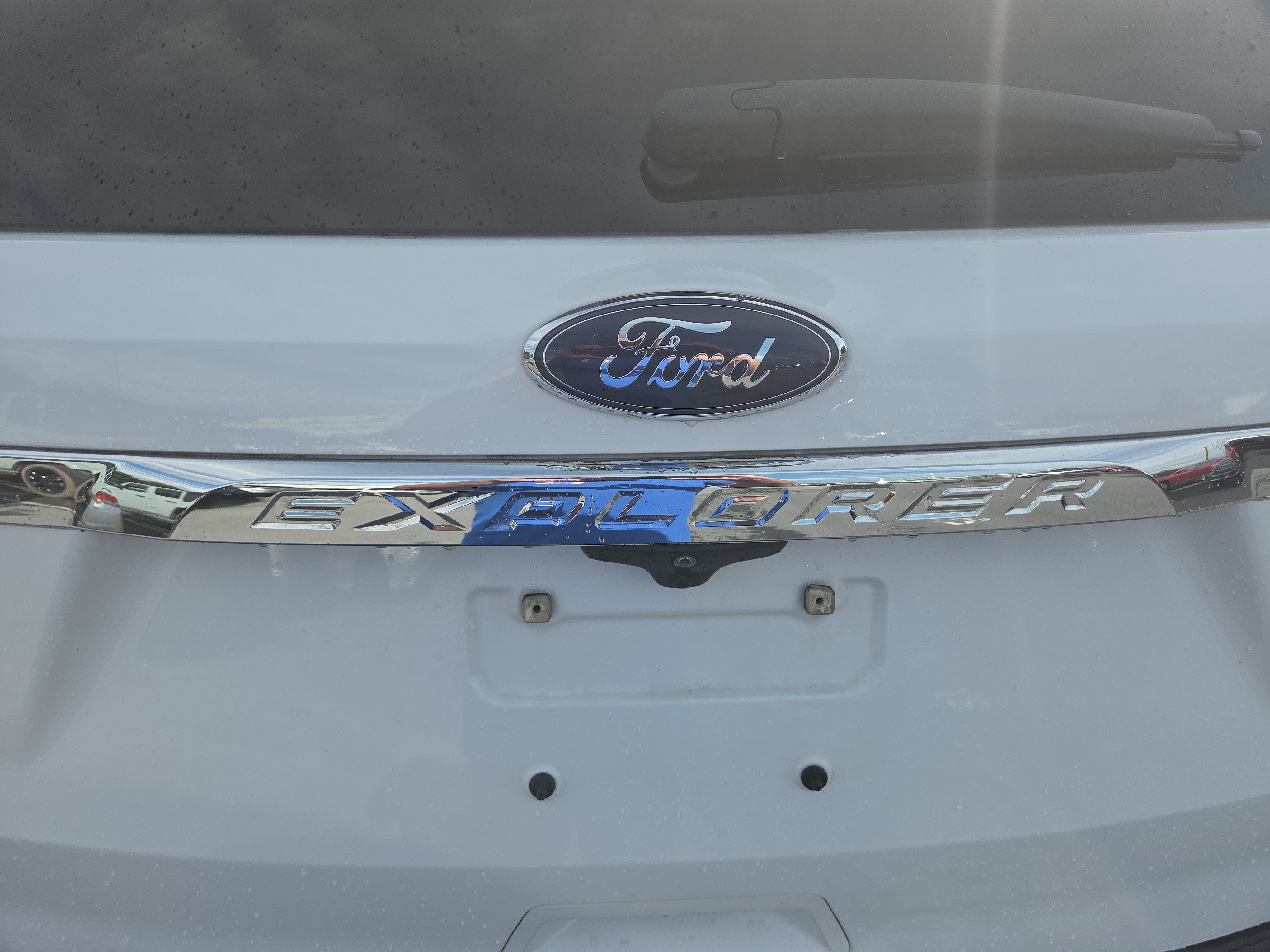 Used 2019 Ford Explorer XLT AWD/4WD image 19