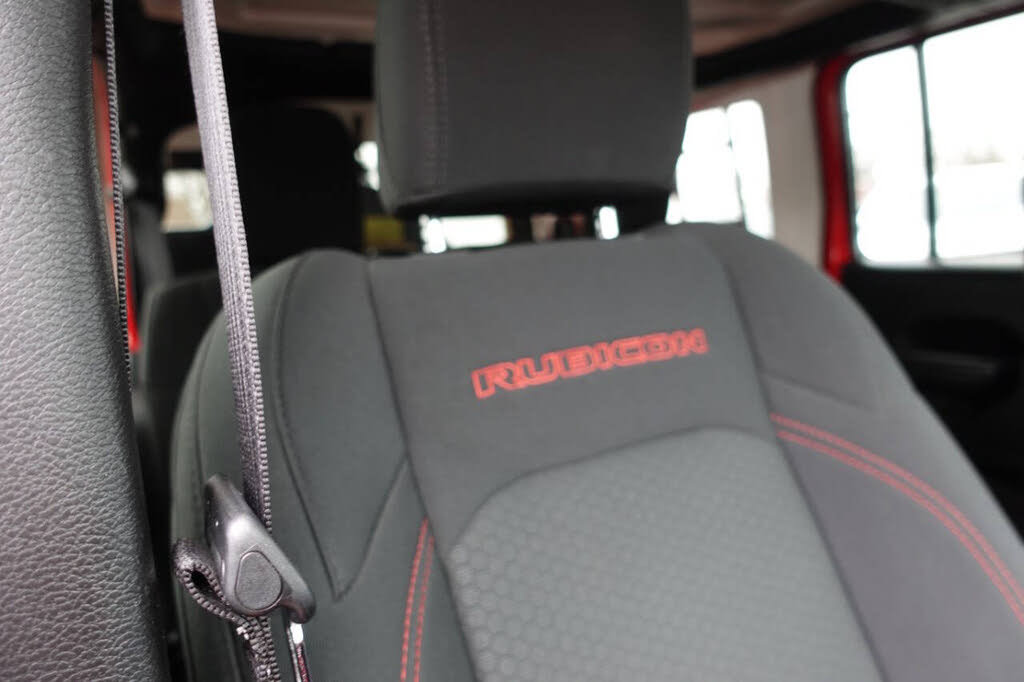 Used 2021 Jeep Wrangler Unlimited Rubicon w/ Dual Top Group AWD/4WD image 49