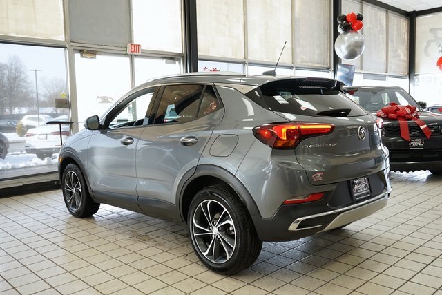 Used 2022 Buick Encore GX Essence image 5