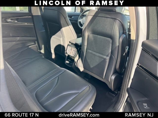 Used 2023 Lincoln Nautilus AWD w/ Premium Package image 19