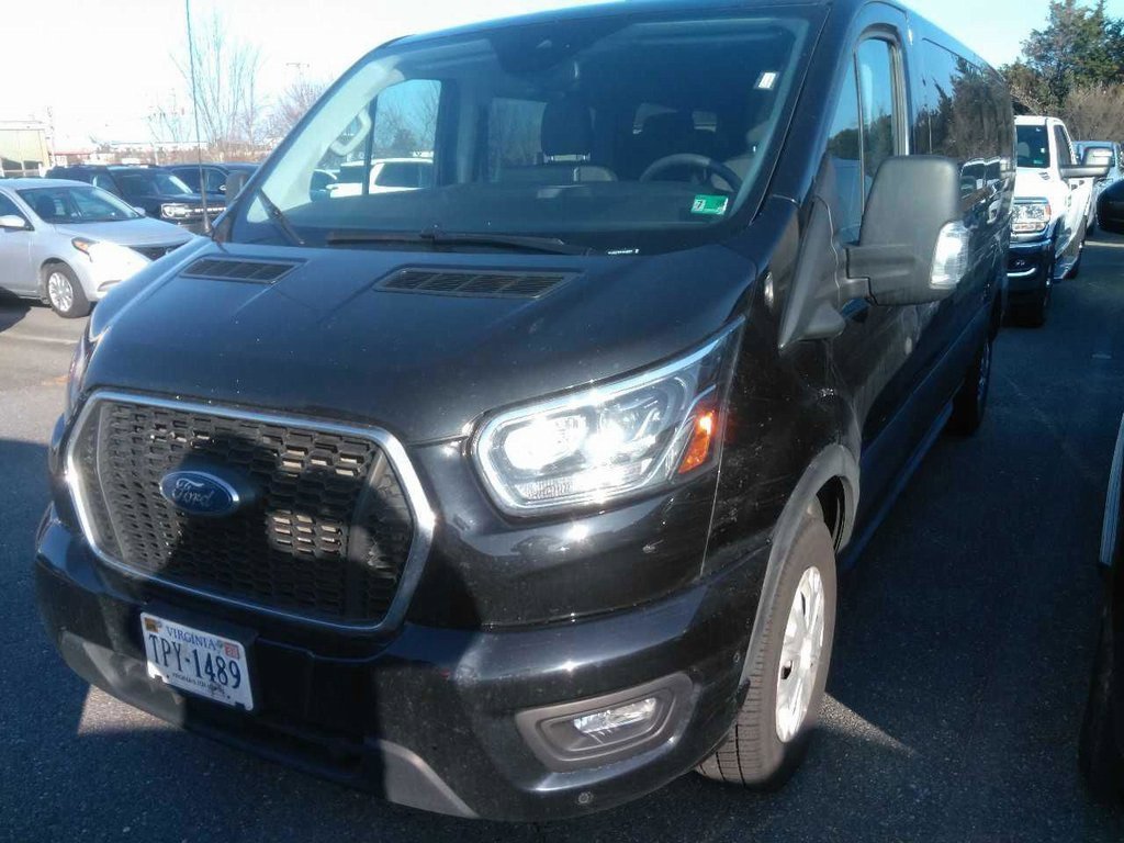 Used 2023 Ford Transit 350 148 Low Roof Wagon image 1