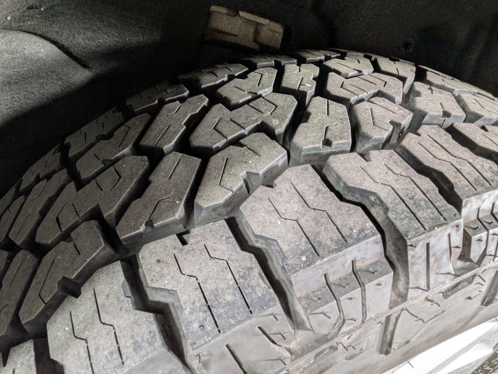 Certified 2023 Jeep Grand Cherokee Limited image 14