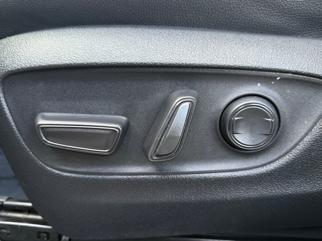 Used 2024 Toyota Grand Highlander XLE image 22