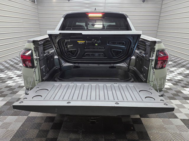 Used 2024 Hyundai Santa Cruz Limited AWD/4WD image 13