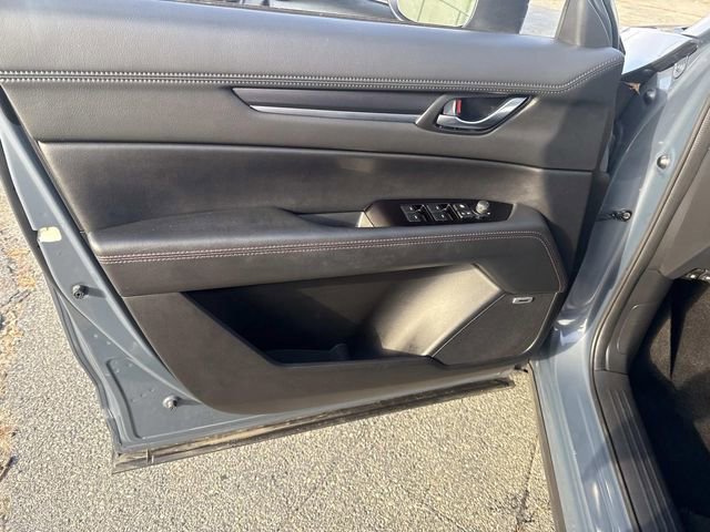 Used 2025 MAZDA CX-5 Carbon Edition image 18