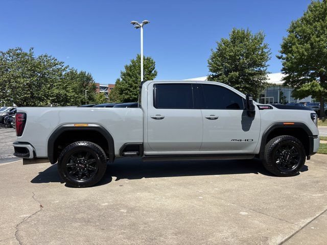 Used 2025 GMC Sierra 2500 AT4 w/ AT4 Premium Plus Package AWD/4WD image 2