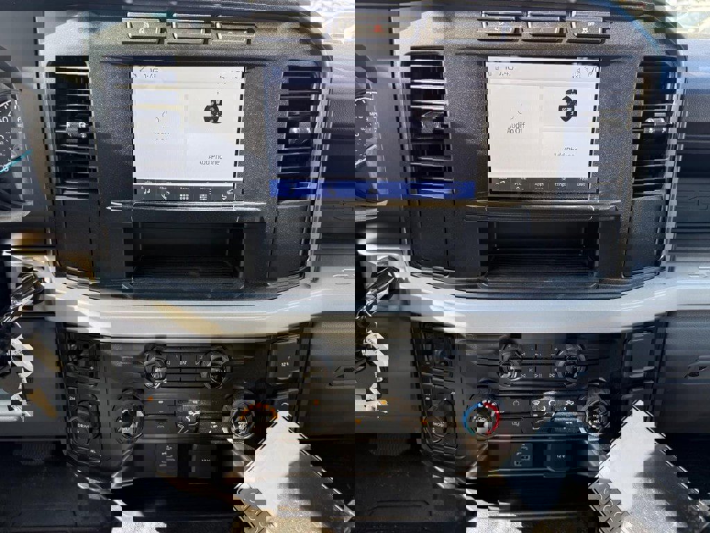 New 2024 Ford F550 4x4 SuperCab Super Duty image 19