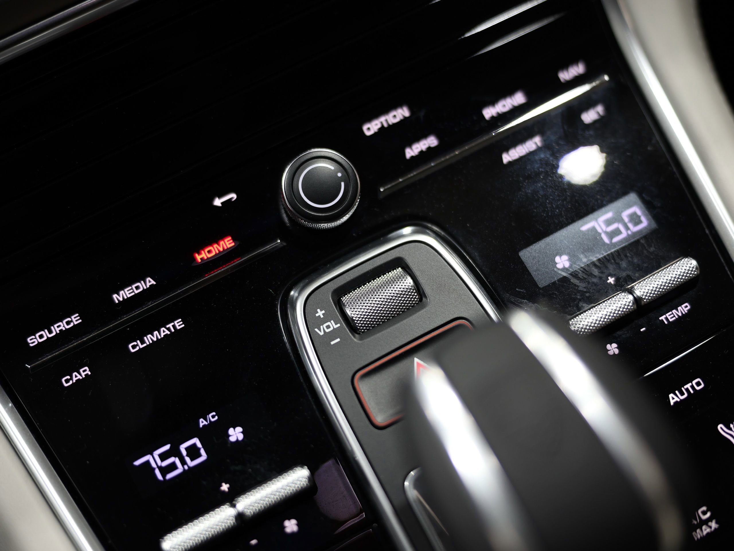 Used 2023 Porsche Panamera Turbo S image 66