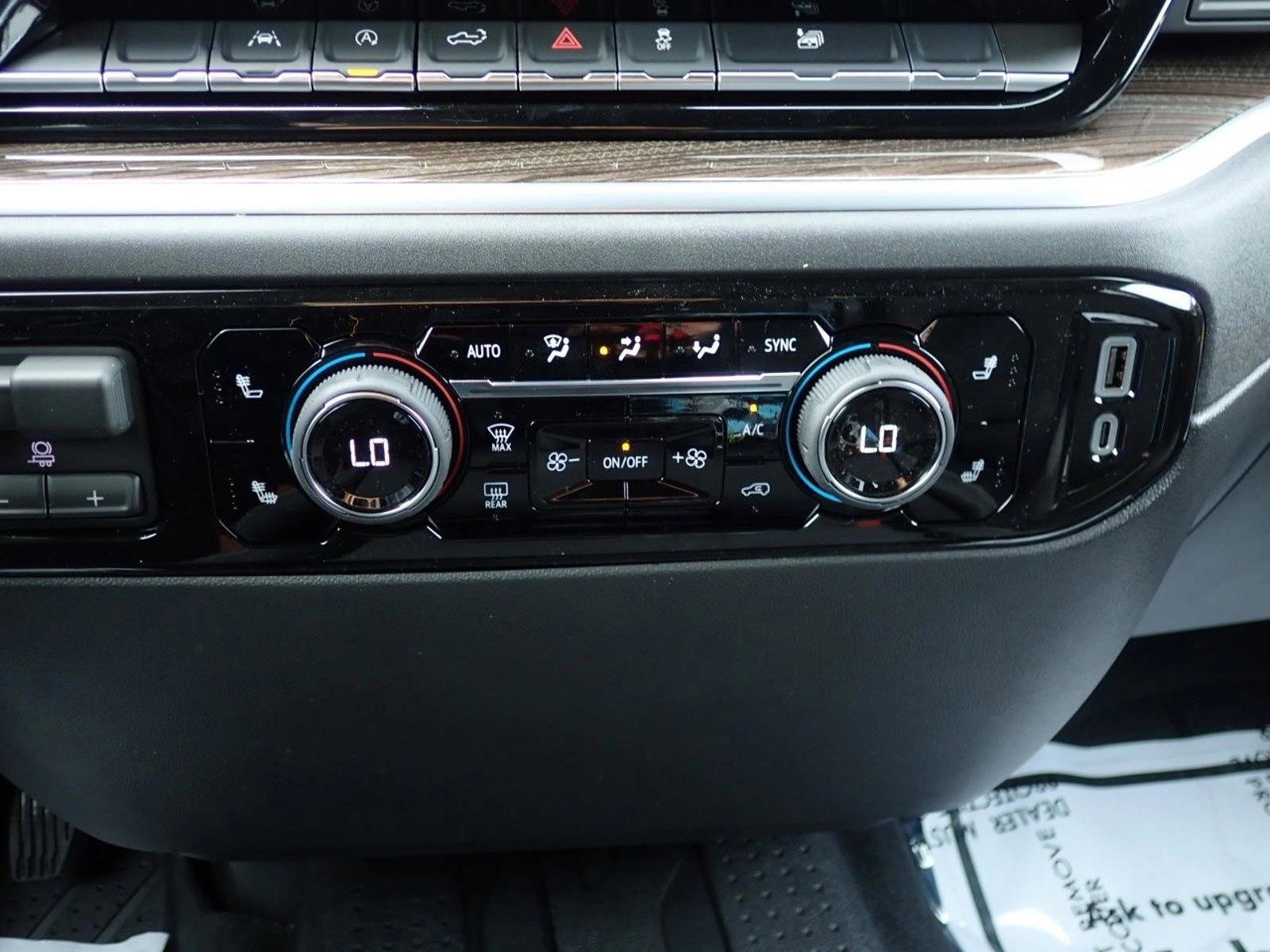 New 2026 Chevrolet Silverado 1500 RST AWD/4WD image 18