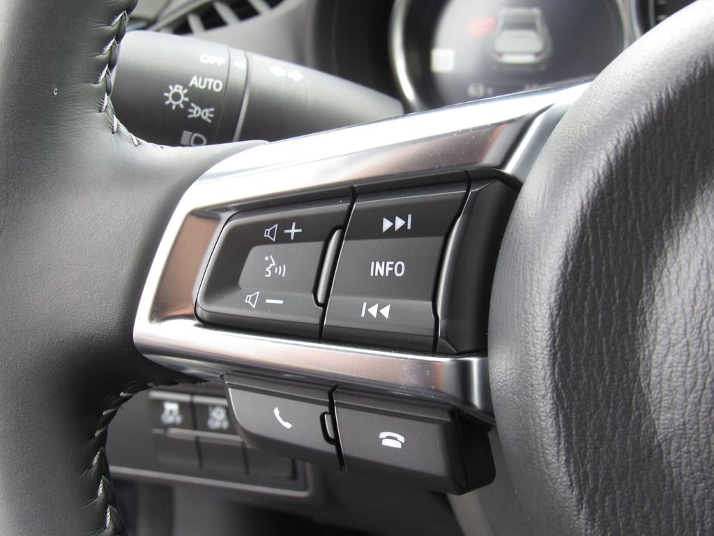 Used 2021 MAZDA MX-5 Miata RF Grand Touring RWD image 18